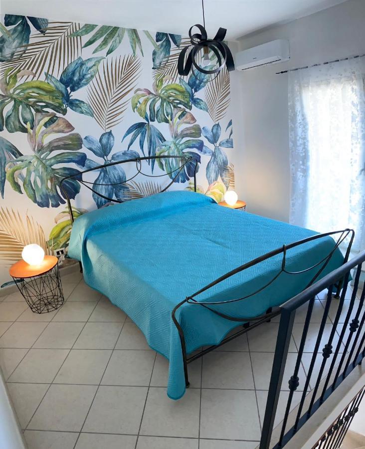 Nyx Dea Della Notte Apartment Bari Exterior foto